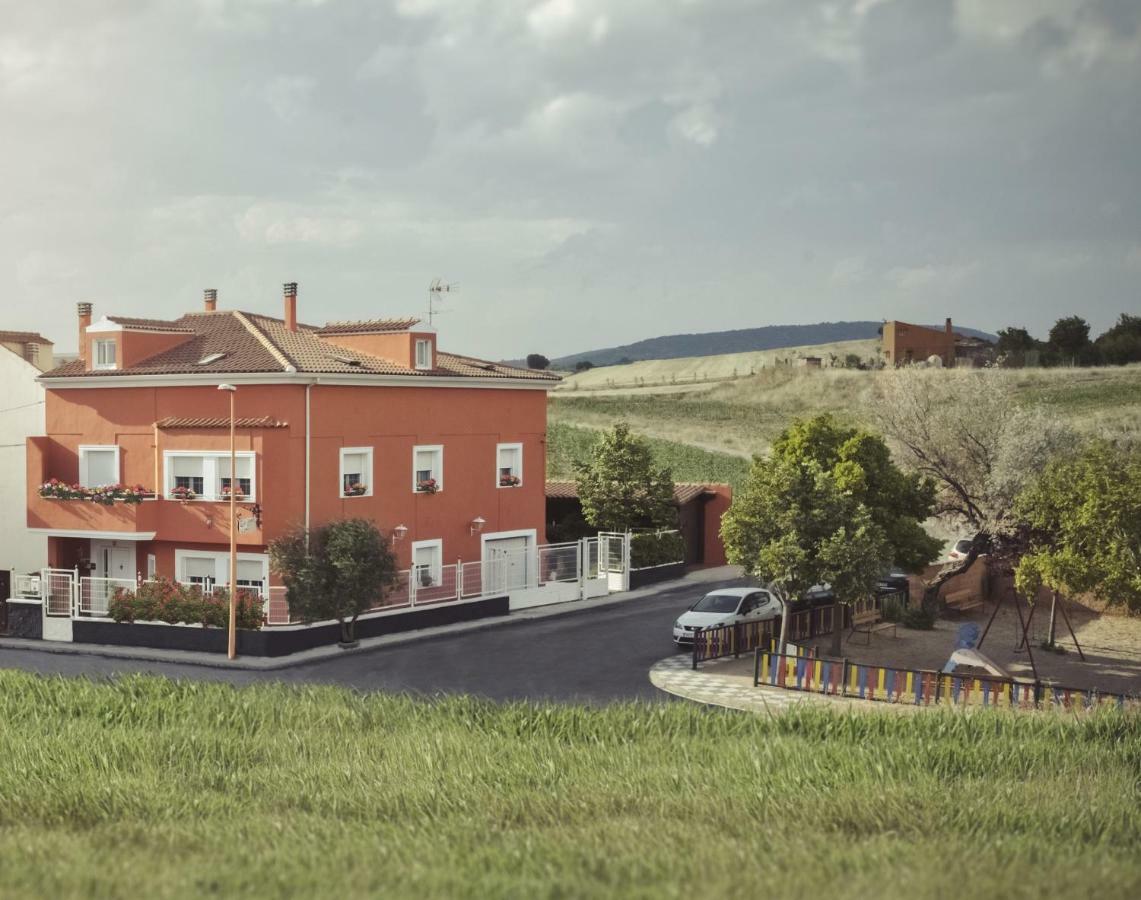 Apartamento 2 4/6 Pax Casa Rural El Sauce. A 2,5 Km De Cuenca Capital Nohales Buitenkant foto