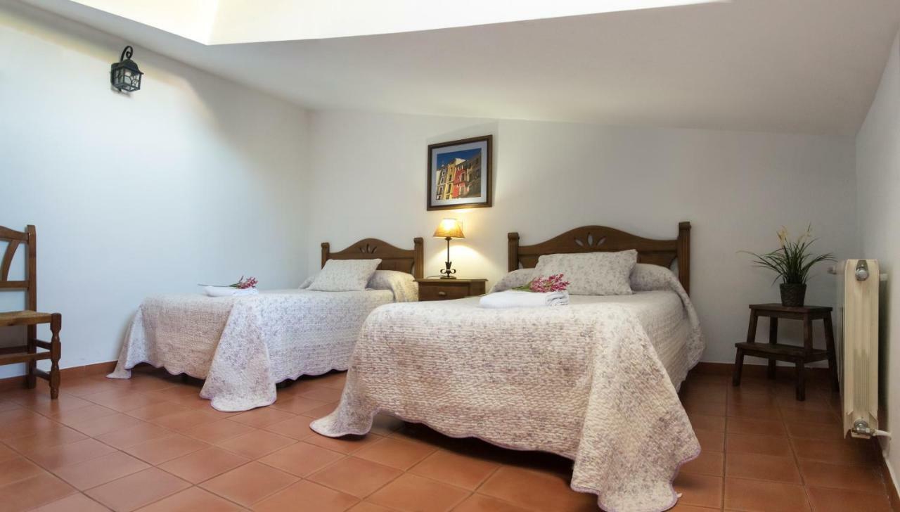 Apartamento 2 4/6 Pax Casa Rural El Sauce. A 2,5 Km De Cuenca Capital Nohales Buitenkant foto