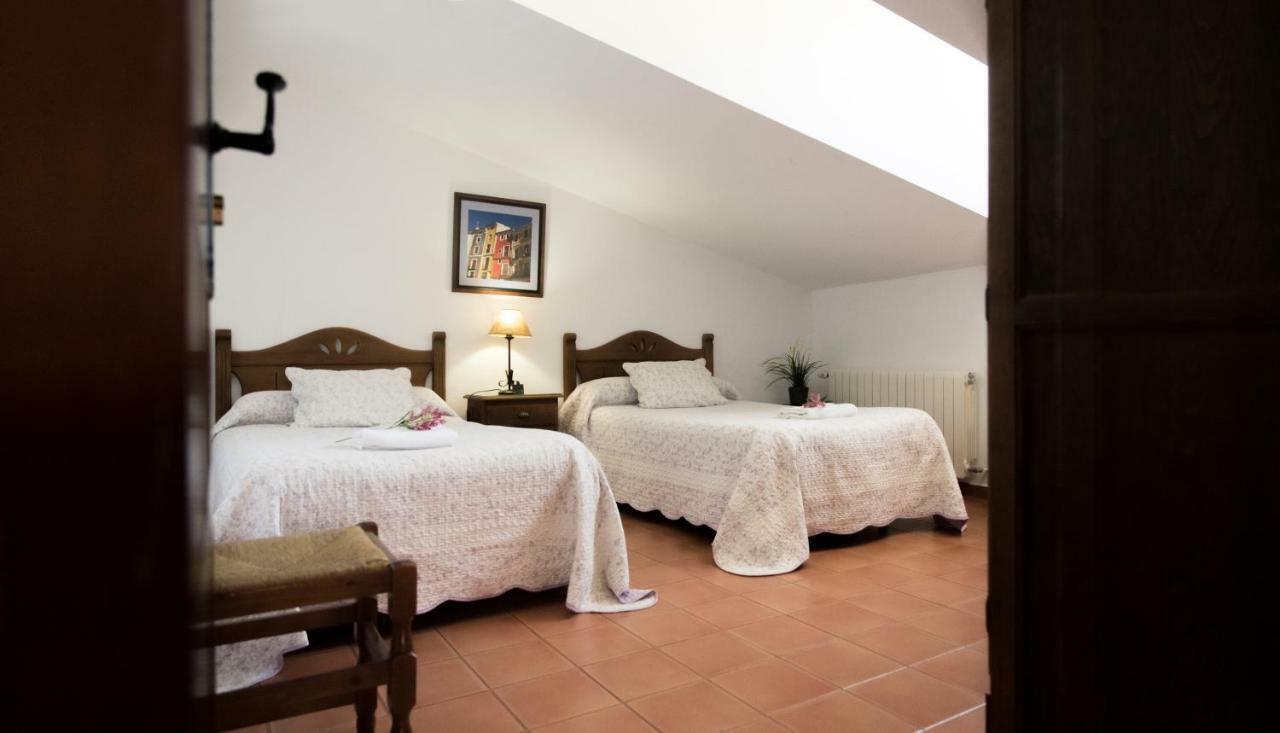 Apartamento 2 4/6 Pax Casa Rural El Sauce. A 2,5 Km De Cuenca Capital Nohales Buitenkant foto