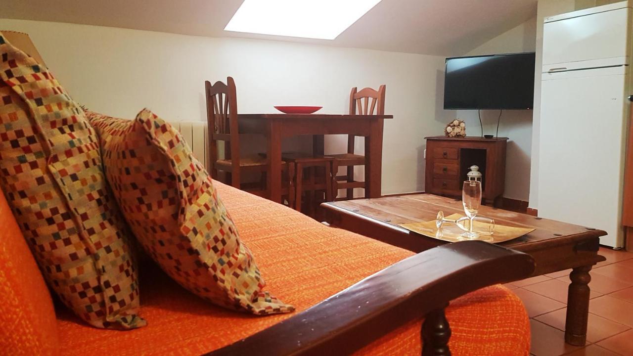 Apartamento 2 4/6 Pax Casa Rural El Sauce. A 2,5 Km De Cuenca Capital Nohales Buitenkant foto